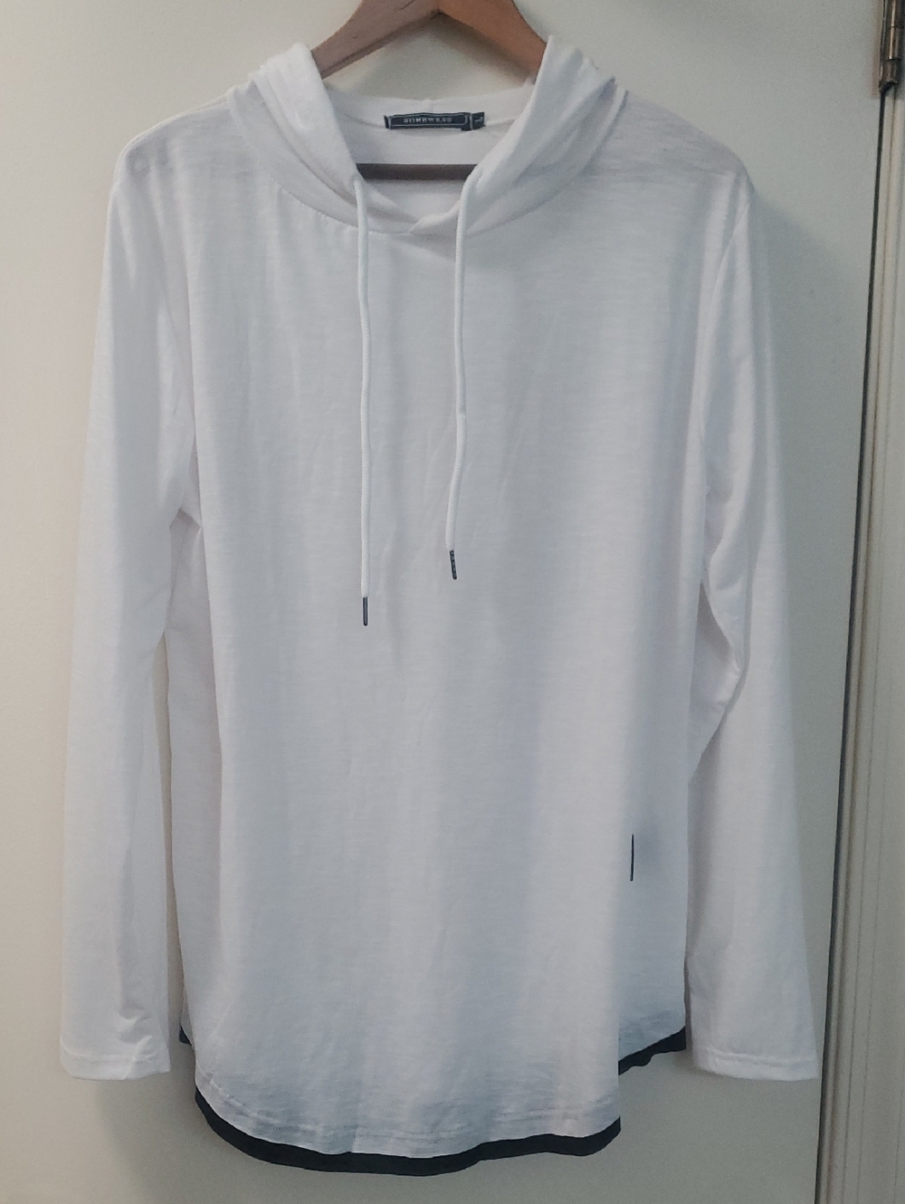 NWOT men's Siimhwrss Long Slv Hoodie Shirt Large R never used
